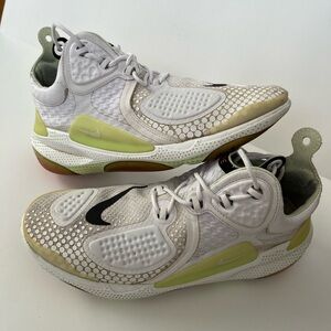 Nike Men’s Joyride CC3 Setter Sneaker 6395-100 White